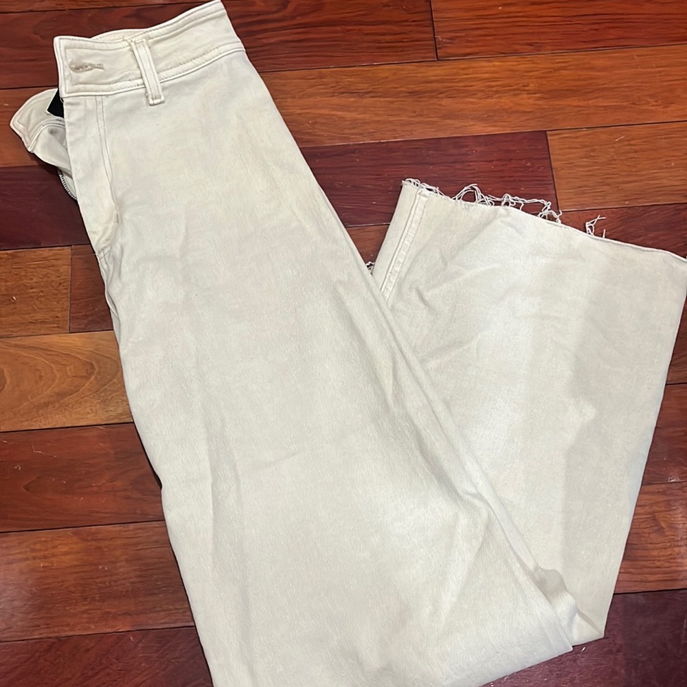 Straight leg super comfy cream denim